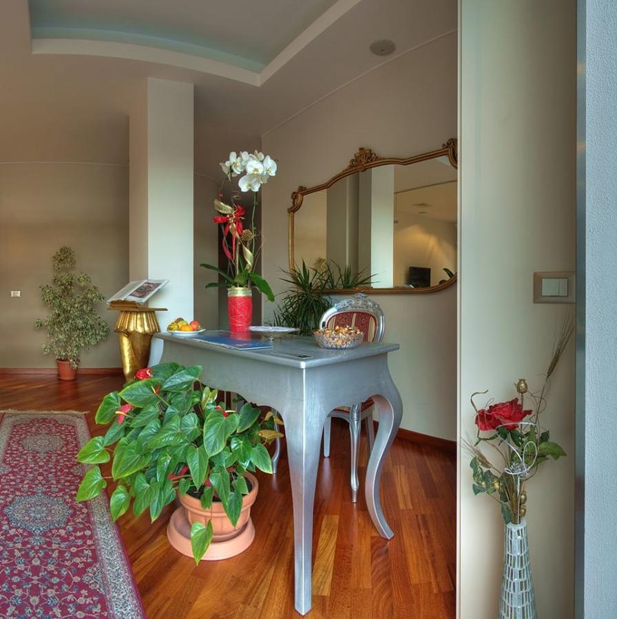 Borgo Delle Viole Bed & Breakfast Villanova d'Albenga Exterior photo